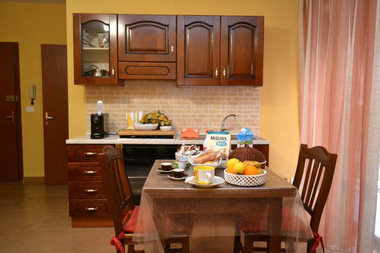 B&B Jolly House 볼로네타 외부 사진