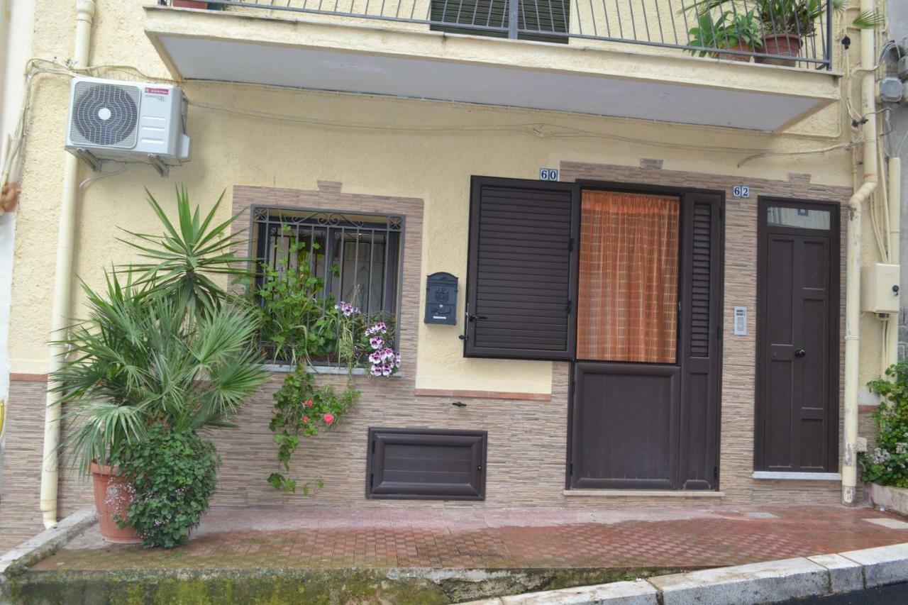 B&B Jolly House 볼로네타 외부 사진